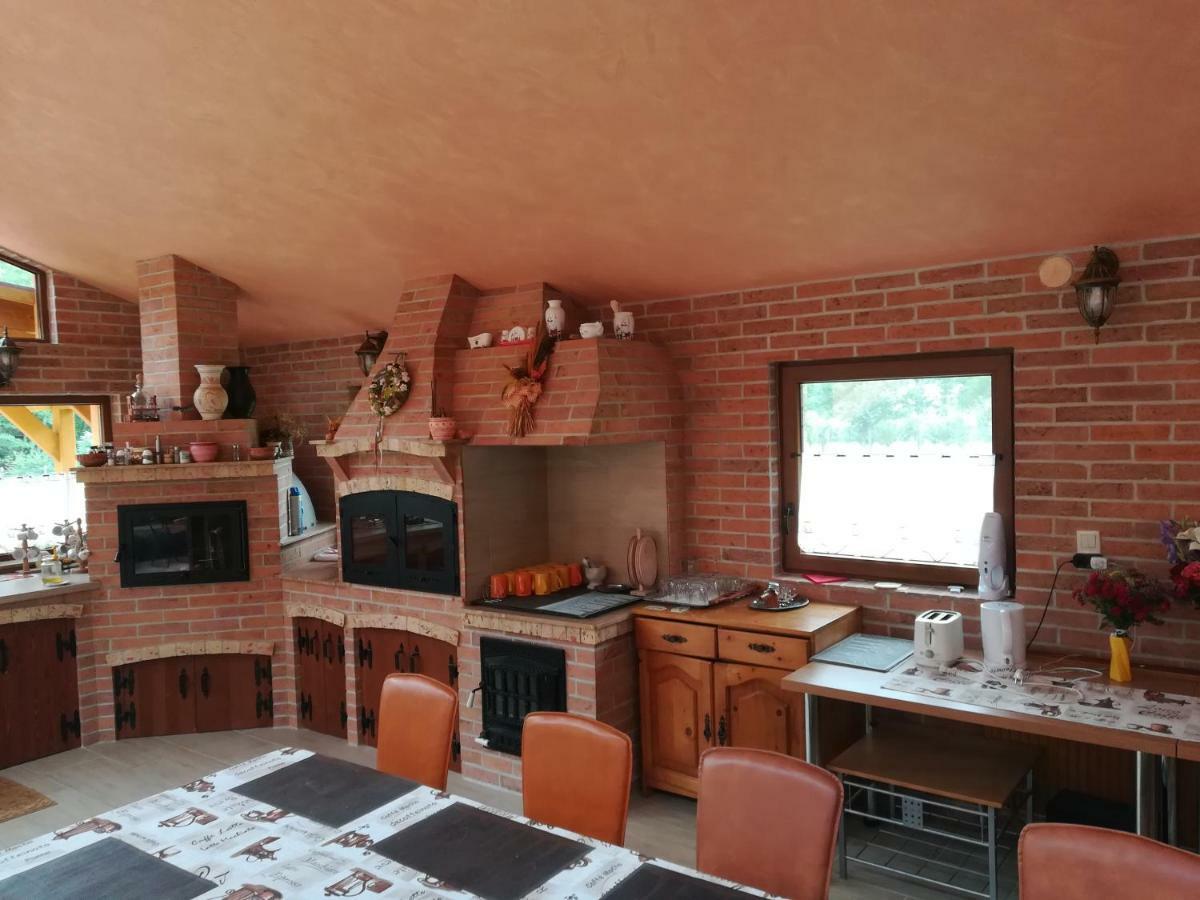 Pensiunea Colt Alb Băile Homorod Exteriör bild